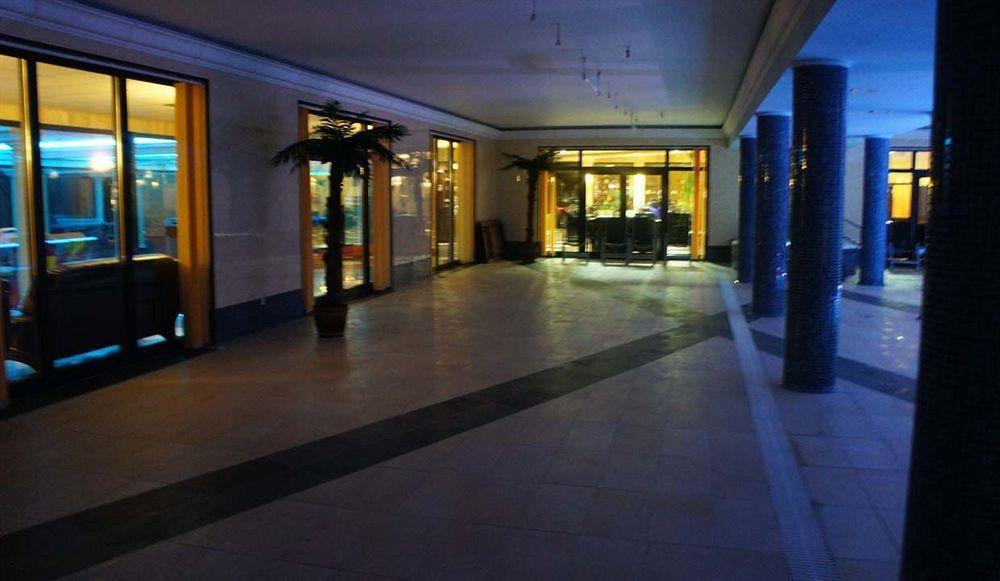 Hotel Dobosz Police Esterno foto